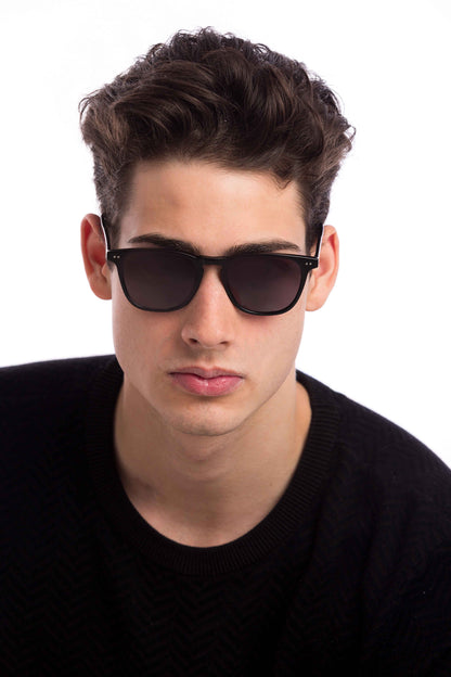 Man Wearing Parker Sunglasses (Grey)