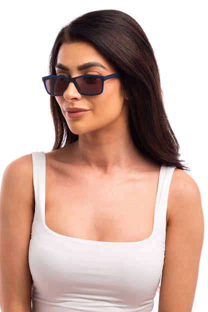 Woman Wearing Hudson Sunglasses (Brown)