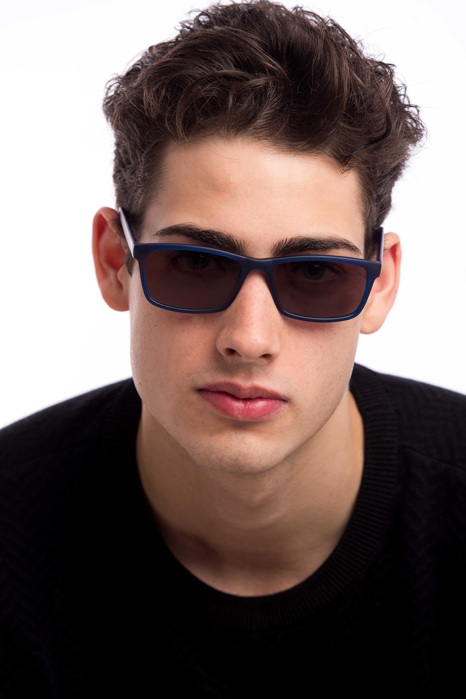 Man Wearing Hudson Sunglasses (Brown)